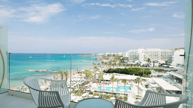 Constantinos The Great Beach Hotel